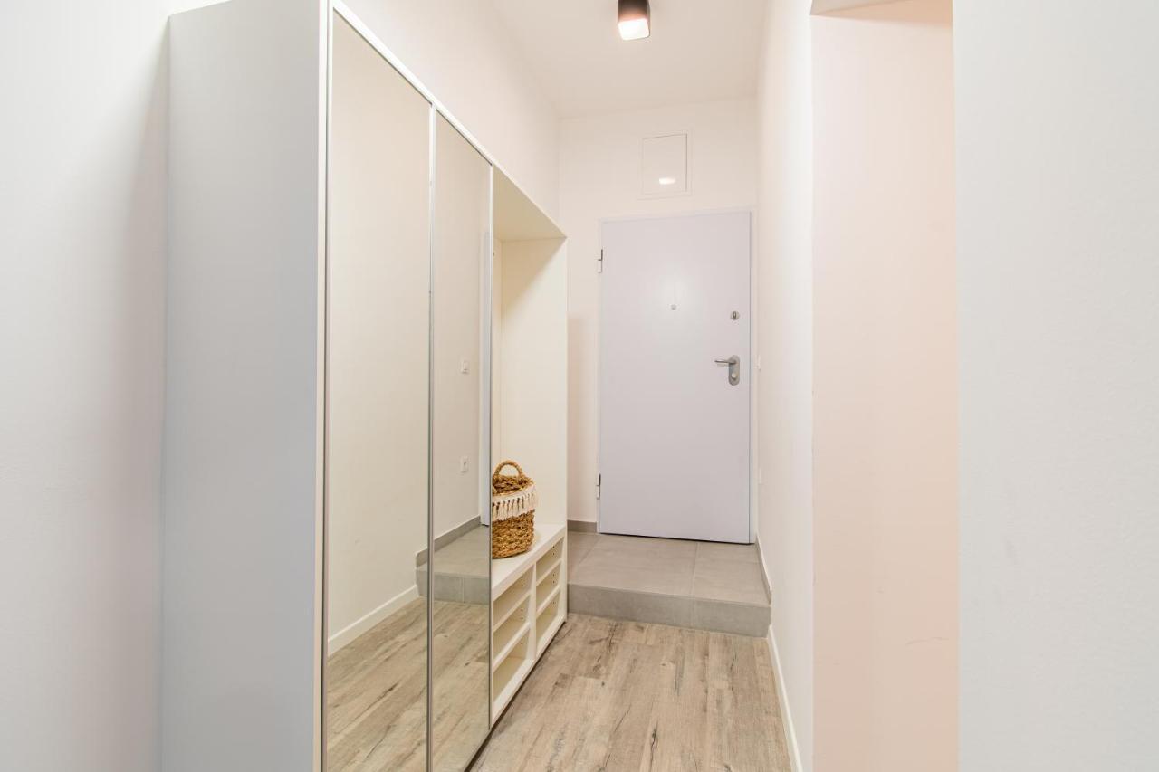 Апартаменты Flexible Selfcheckins 45 - Zagreb - New - Center Экстерьер фото